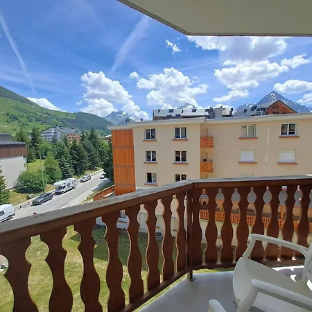 Moderne, Centre Station, Terrasse Sud, Animaux Admis